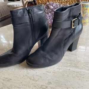 Cole Haan Grand OS Signature black leather women’s ankle boots size 6.5B